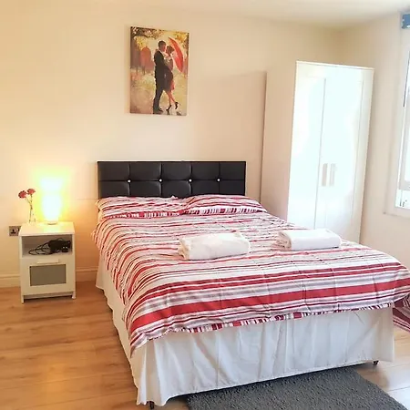 Cosy Studio Flat In Great Locationin London Exterior foto